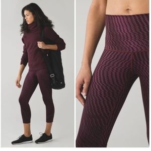 Lululemon woman’s wunder under crop hiigh rise leggings